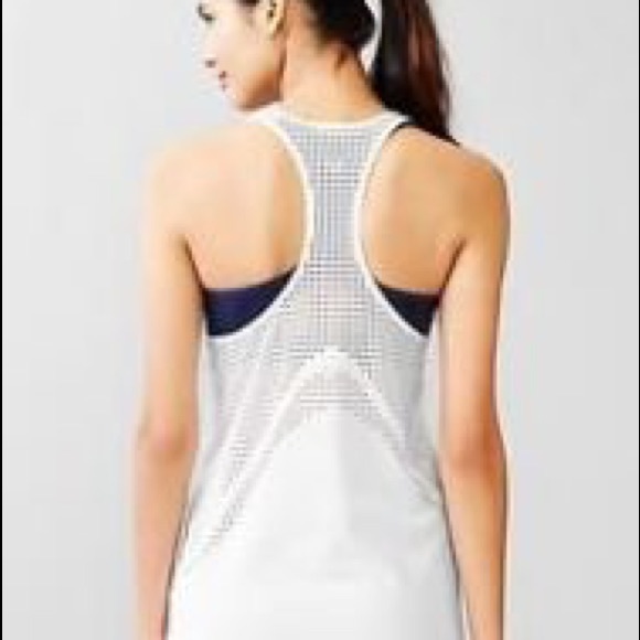 Gap Athletic Mesh Tank Top - Picture 2 of 6